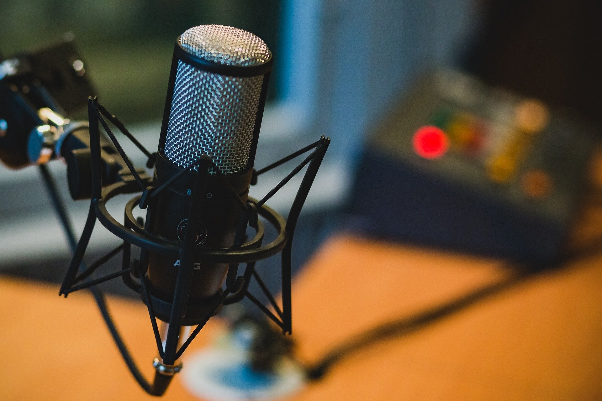 8 Best Crypto Podcasts To Listen To Right Now Ranked Benzinga