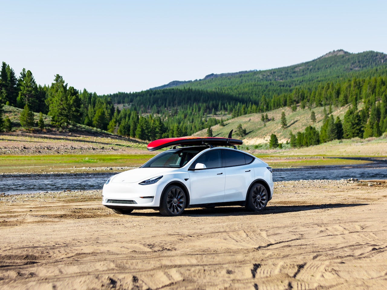 Sawyer Merritt on X: NEWS: @Tesla has launched three new items in its  online store: • On the Road Vessel: $35 • On the Road Tumbler: $32 • On the  Road Cup