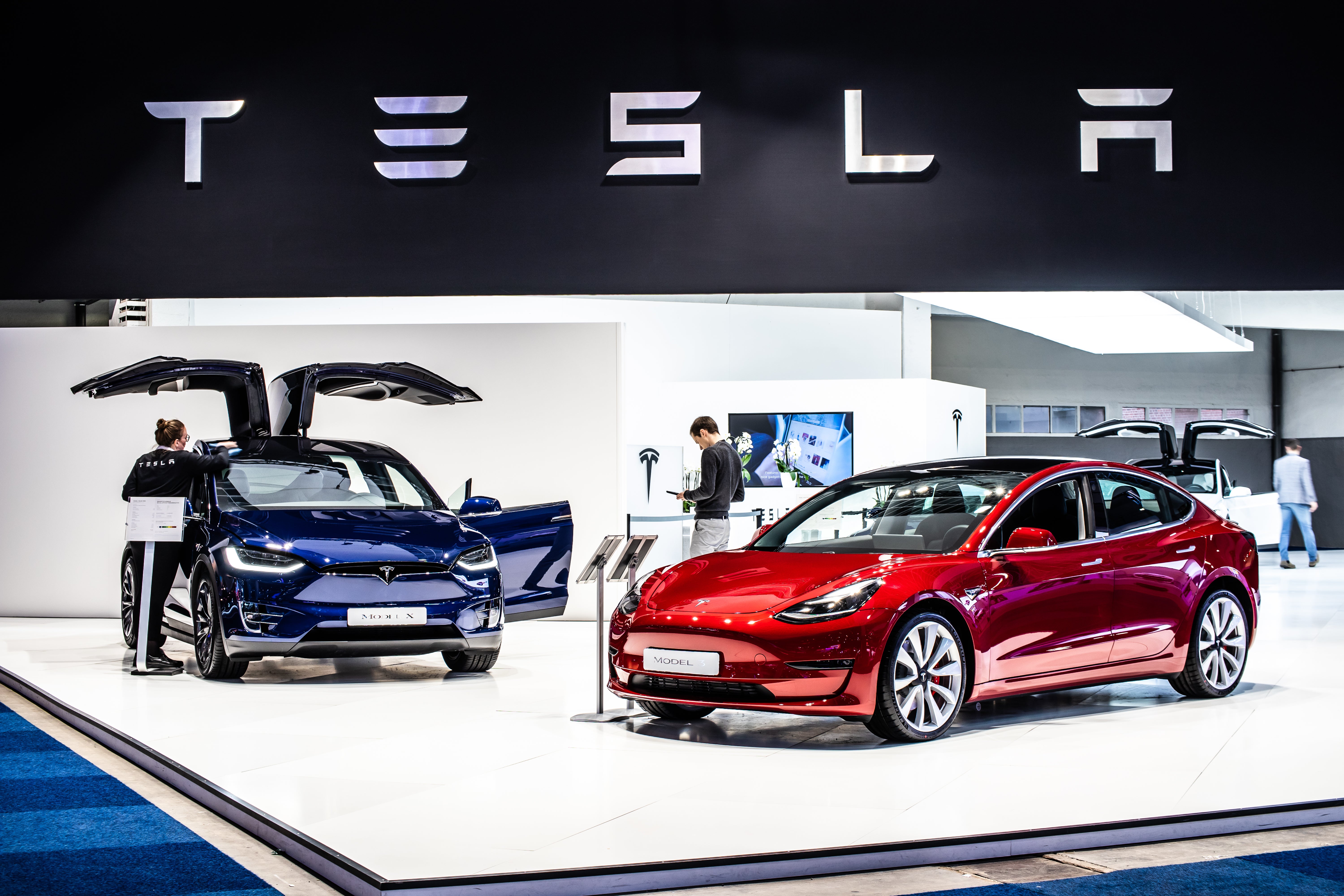 Tesla Offers Discounts Up To $3,000 On Model Y Inventory Vehicles In The US  - Tesla (NASDAQ:TSLA) - Benzinga