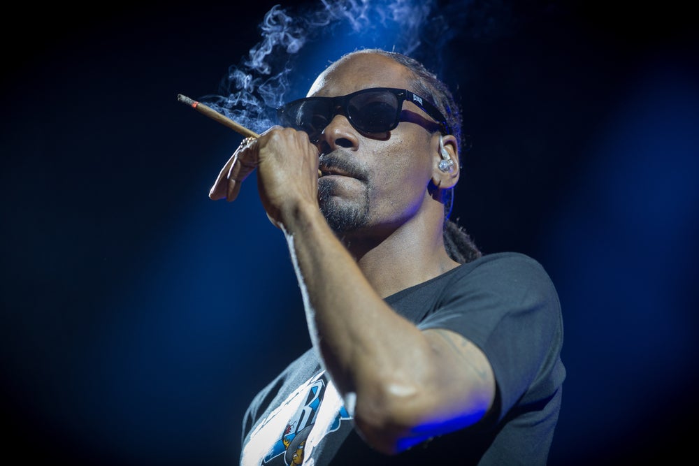 Snoop Dogg - Latest News and breaking headlines - Benzinga