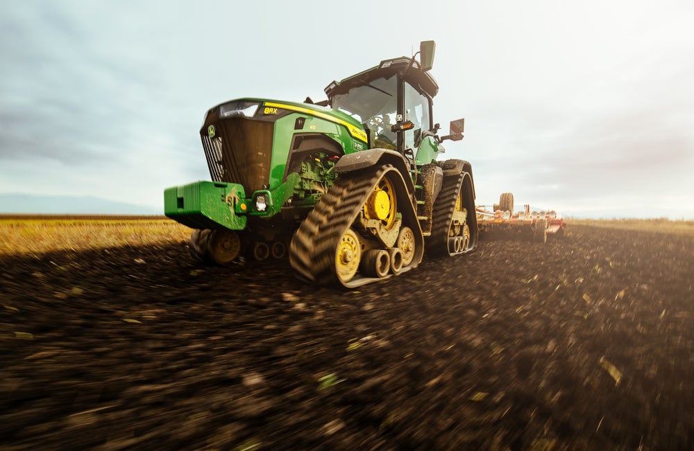 Deere Gears Up For Q4 Print; Here Are The Recent Forecast Changes From Wall Street&#39;s Most Accurate Analysts