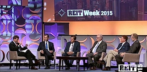 reitweek_-_opening_panel_500_pix.jpg